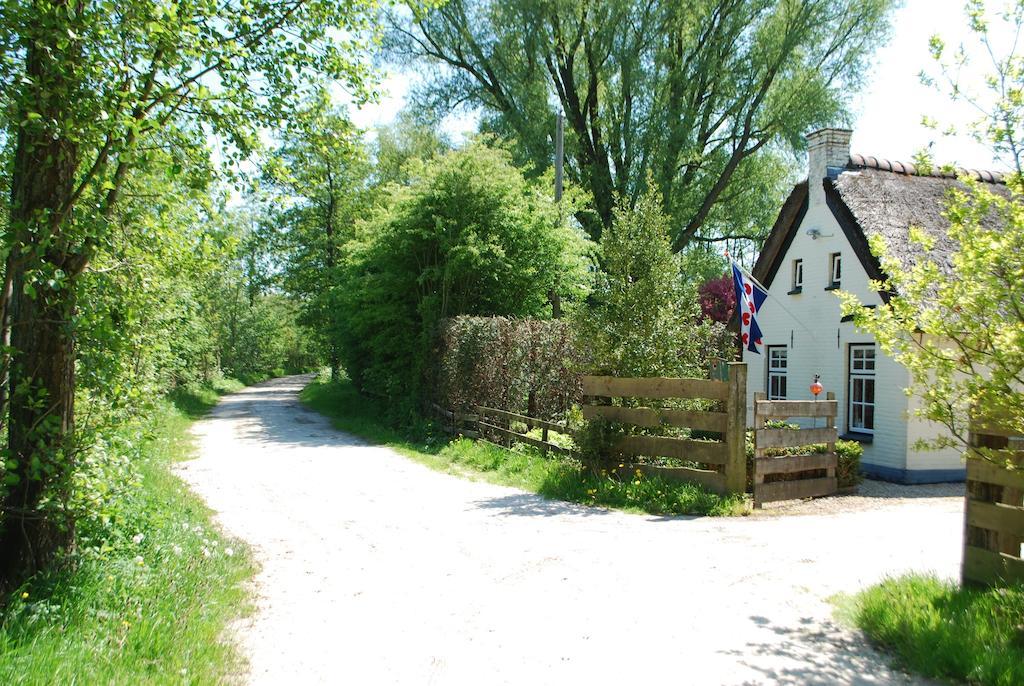 Vakantiehuis "It Koaihus" Jistrum Bagian luar foto