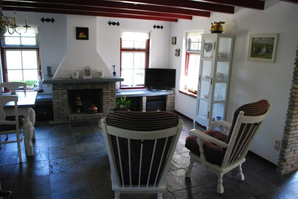 Vakantiehuis "It Koaihus" Jistrum Bagian luar foto