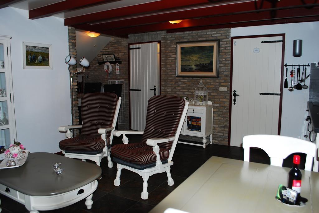 Vakantiehuis "It Koaihus" Jistrum Bagian luar foto
